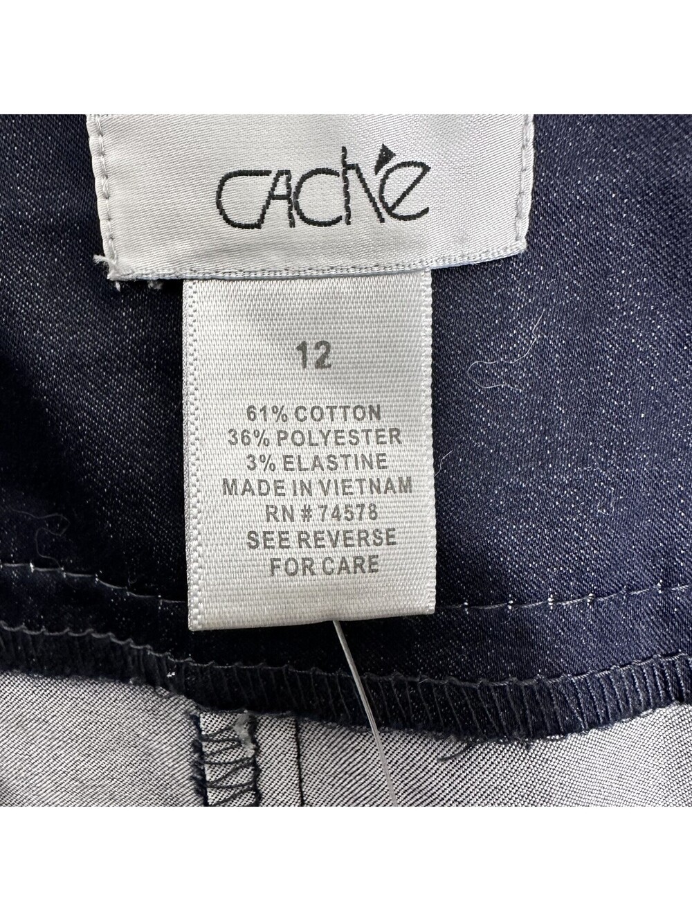Cache Women’s 12 Nazvy Blue Pleated Shorts W/Gold Button Excellent Slight Sheen - Picture 5 of 6